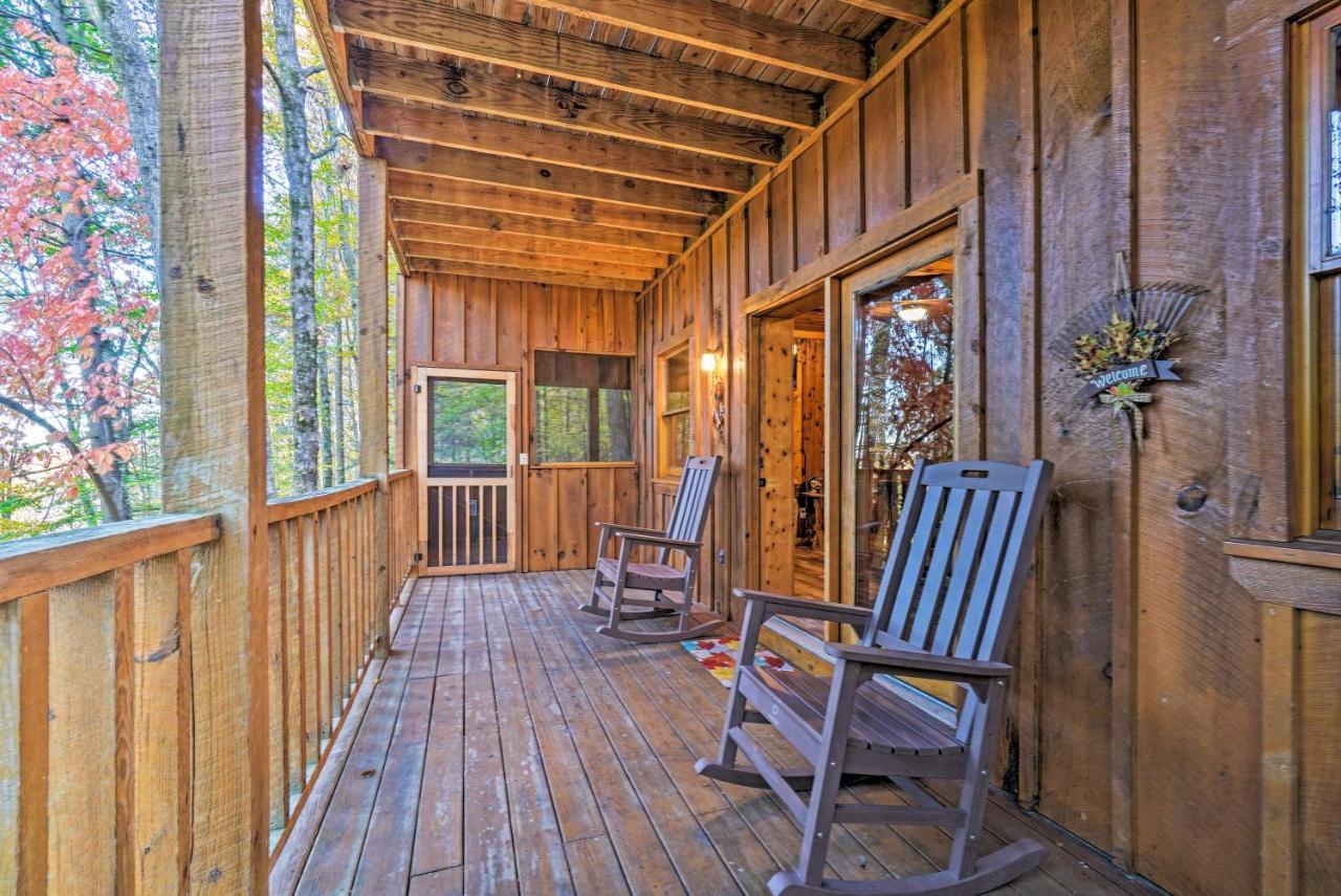 Grin N Bear It Cabin With Hot Tub And Fire Pit! Pigeon Forge Bagian luar foto