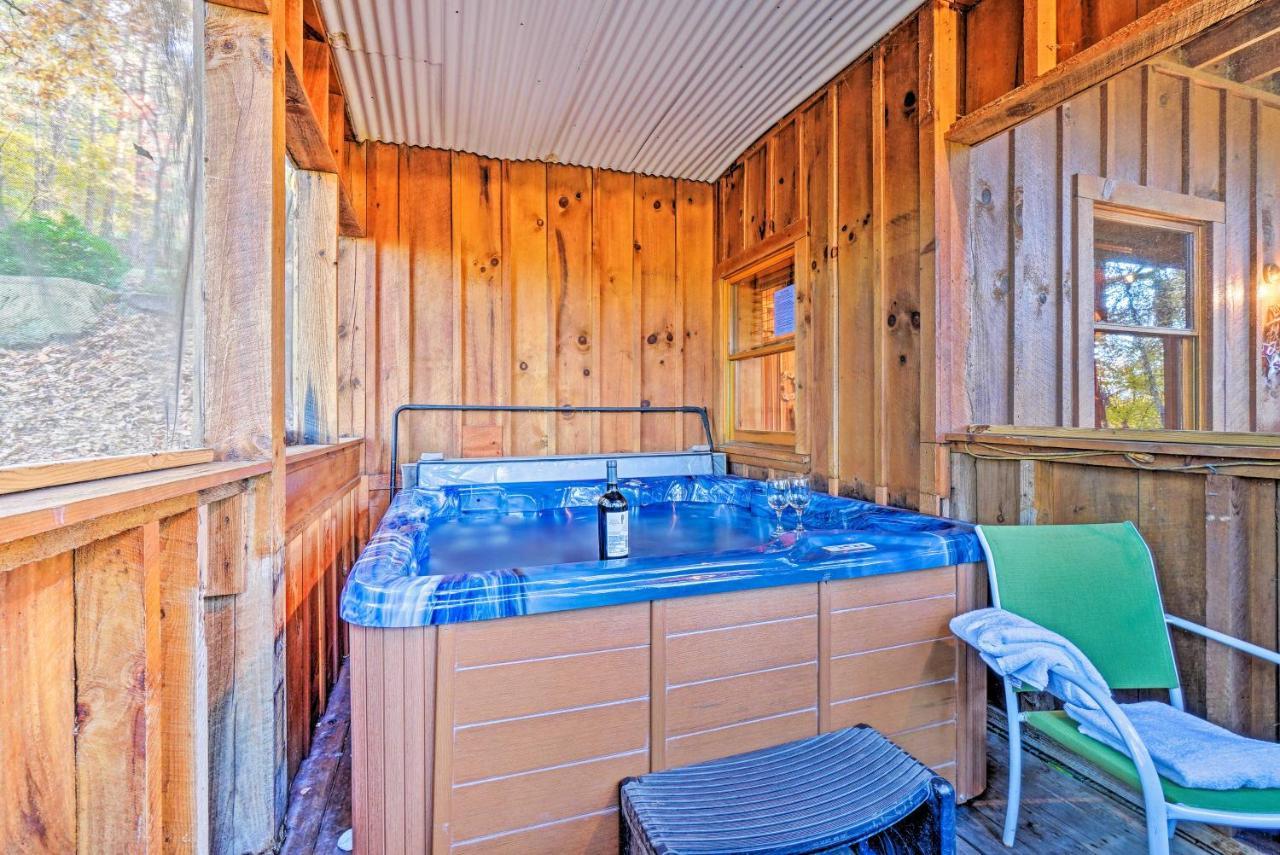 Grin N Bear It Cabin With Hot Tub And Fire Pit! Pigeon Forge Bagian luar foto